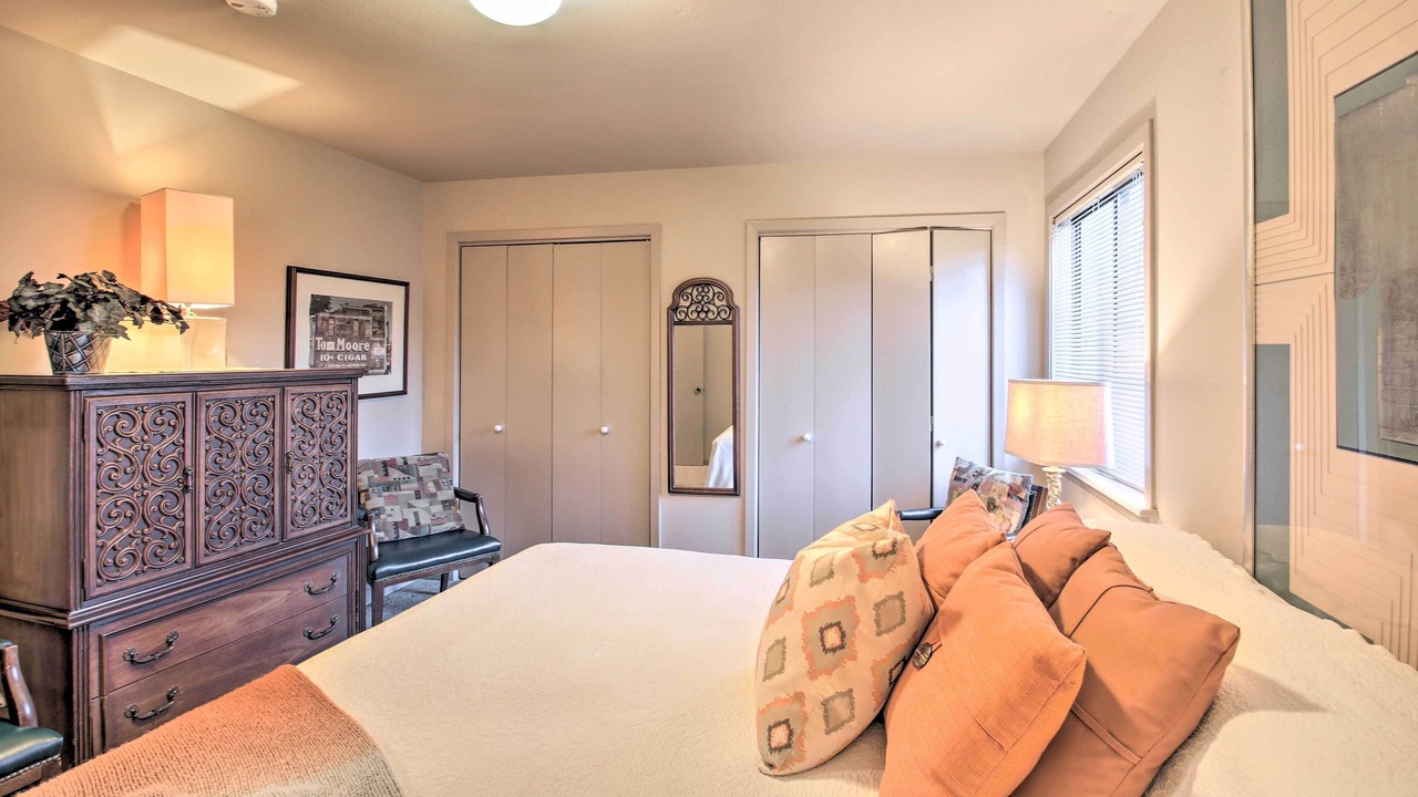 Photo of Bedroom in Mid America