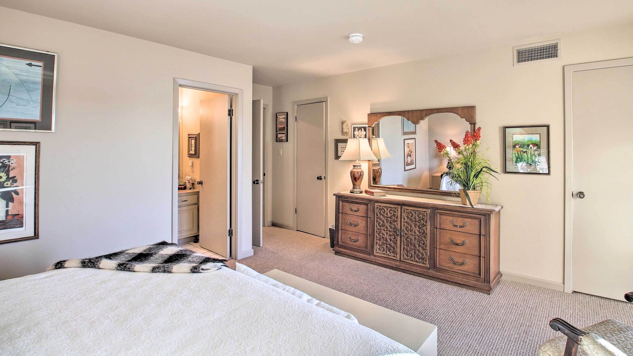 Photo of Bedroom in Mid America