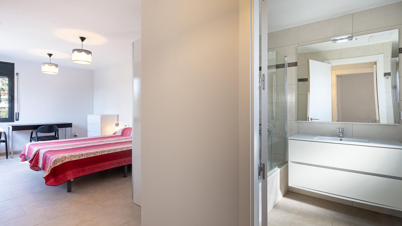 Photo of Bedroom in Torredembarra