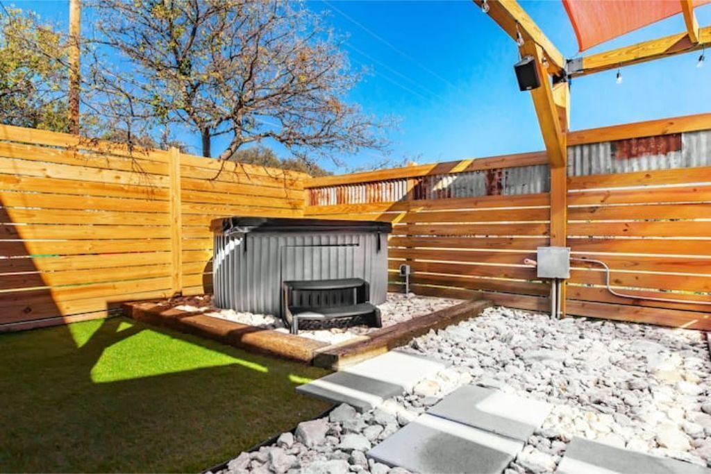 Photo of Outdoor in Brady
