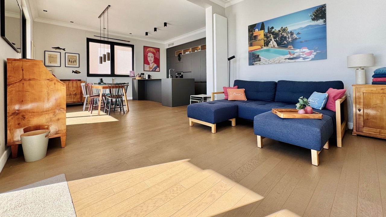 Photo of Livingroom in Les Baumettes