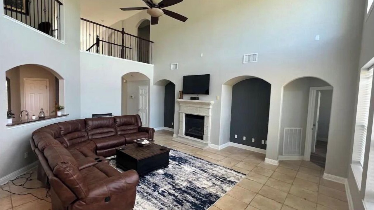Photo of Livingroom in Sienna Village Of Waters Lake