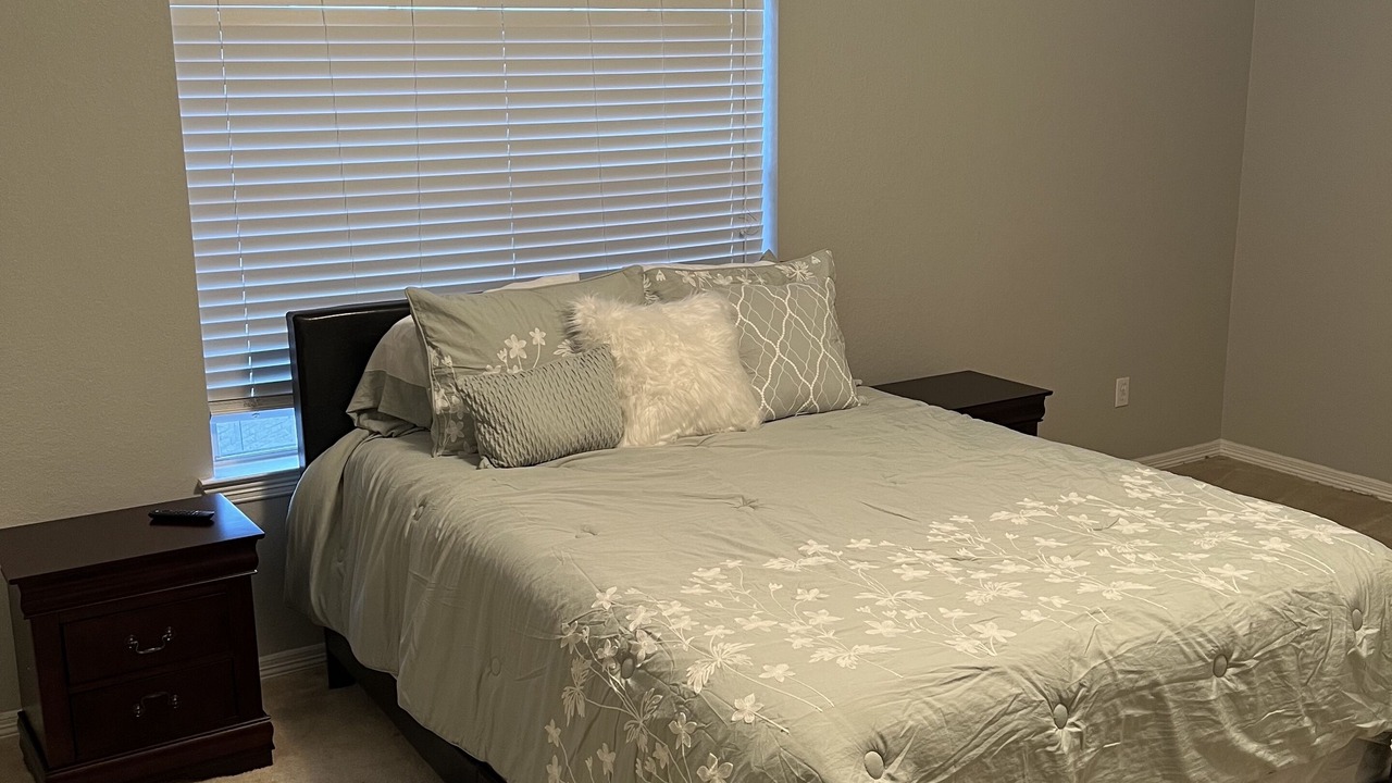 Photo of Bedroom in Sienna Village Of Waters Lake