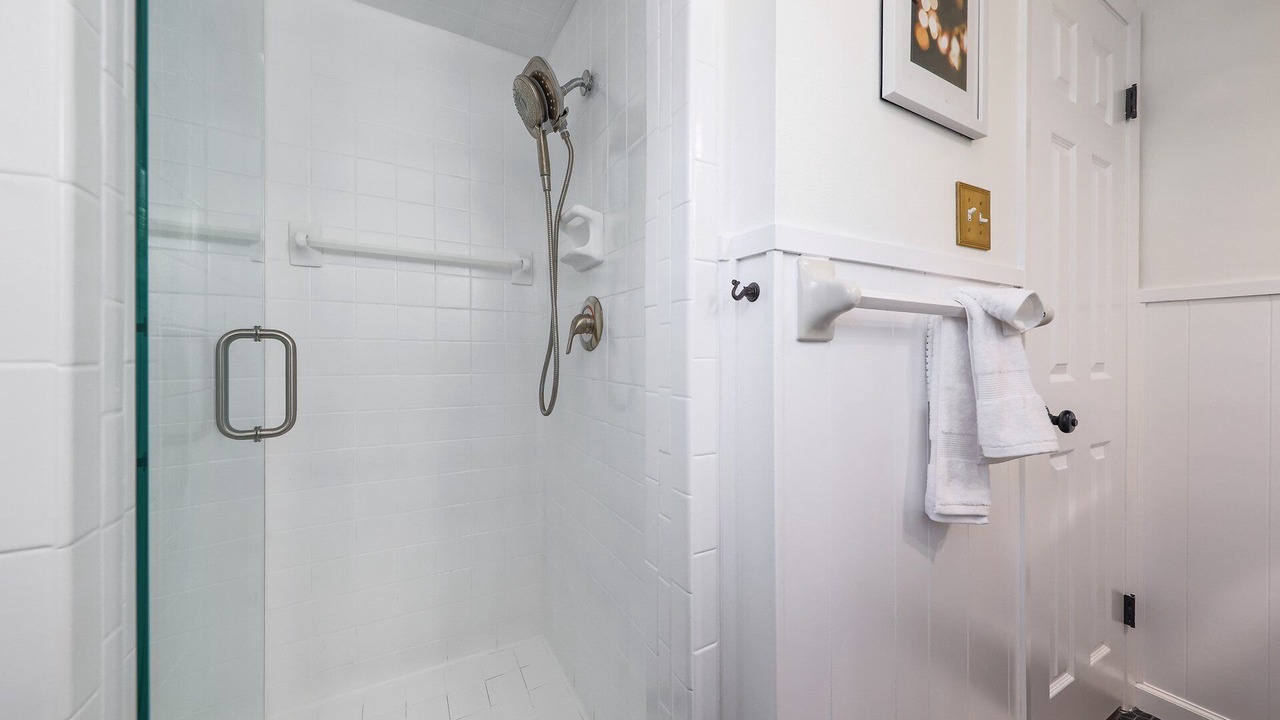 Photo of Bathroom in Walnut Place