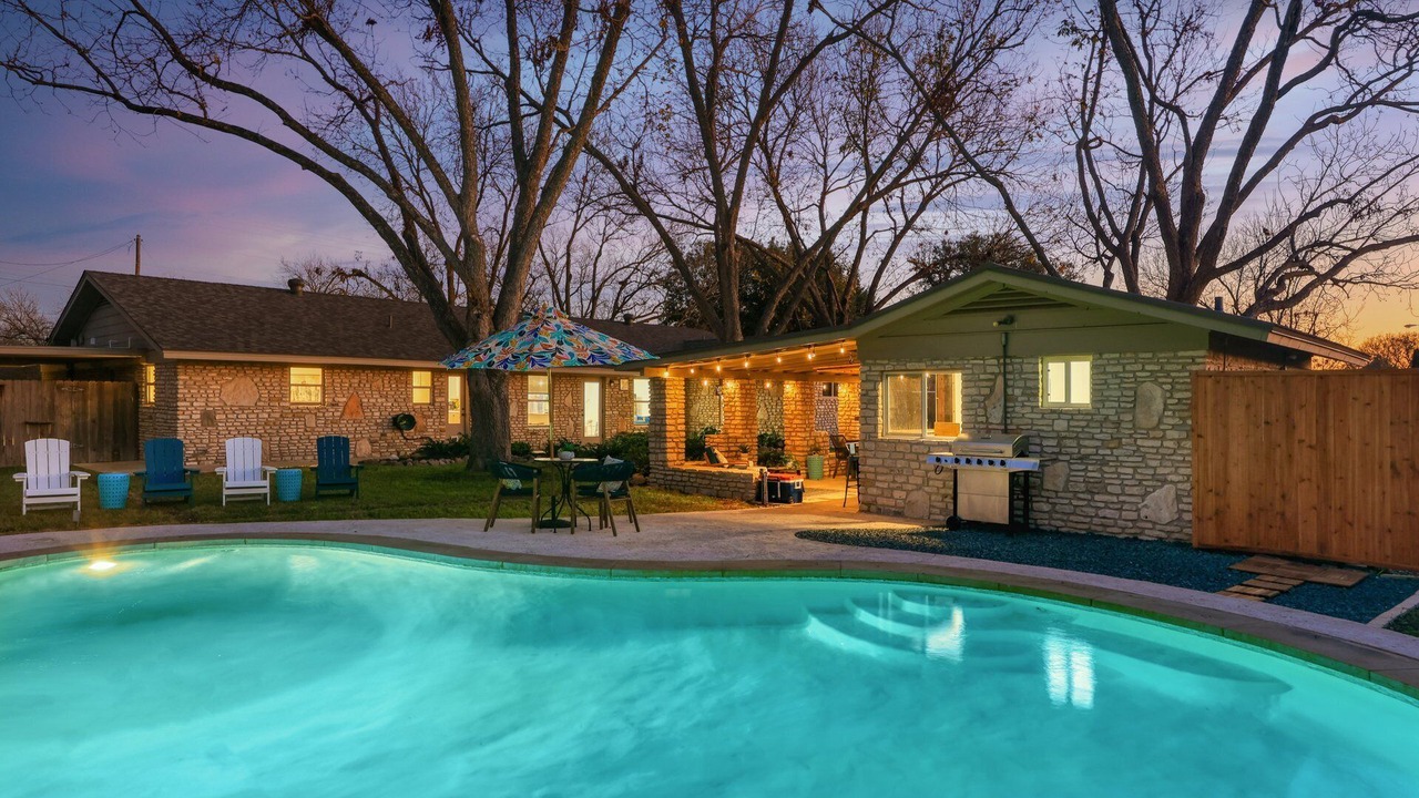 Photo of Outdoor in Walnut Place