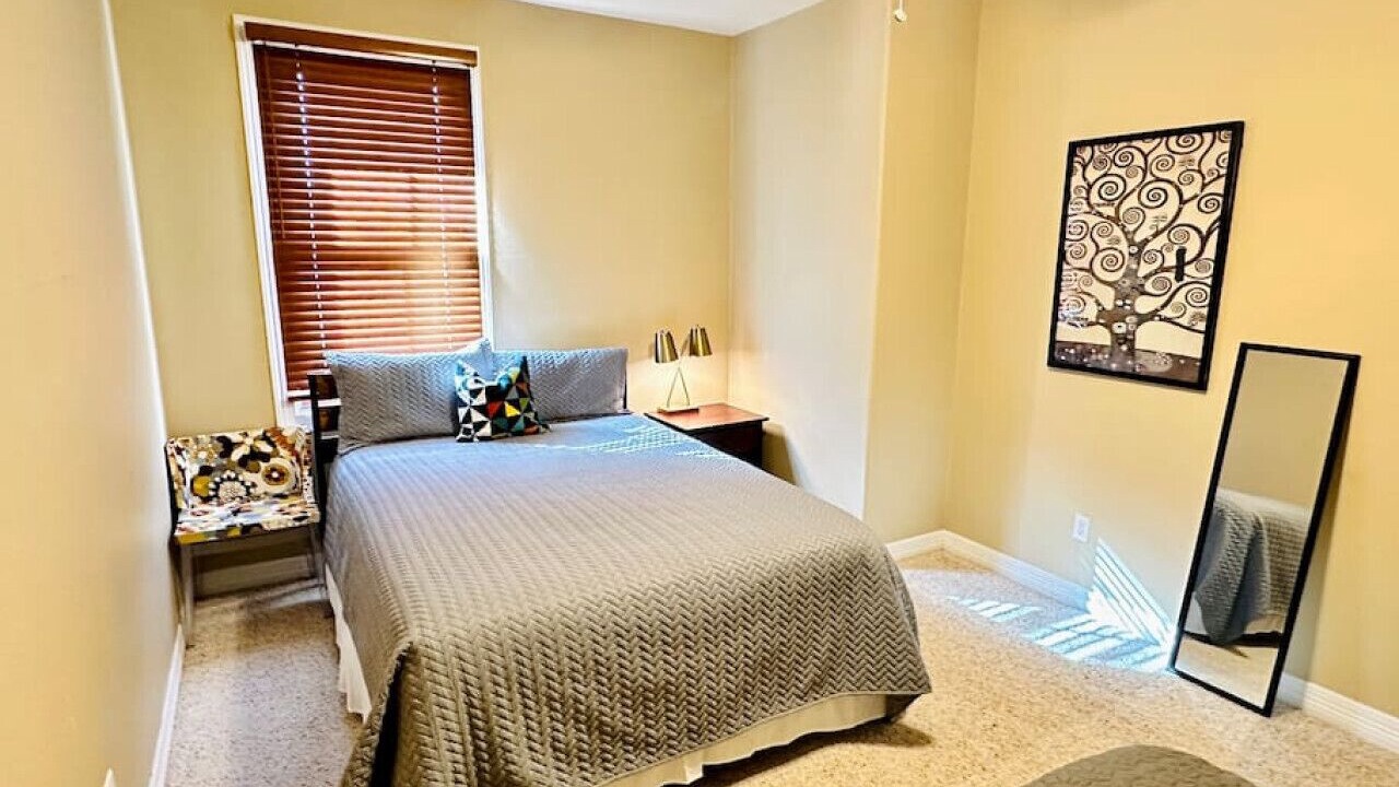 Photo of Bedroom in West Campus