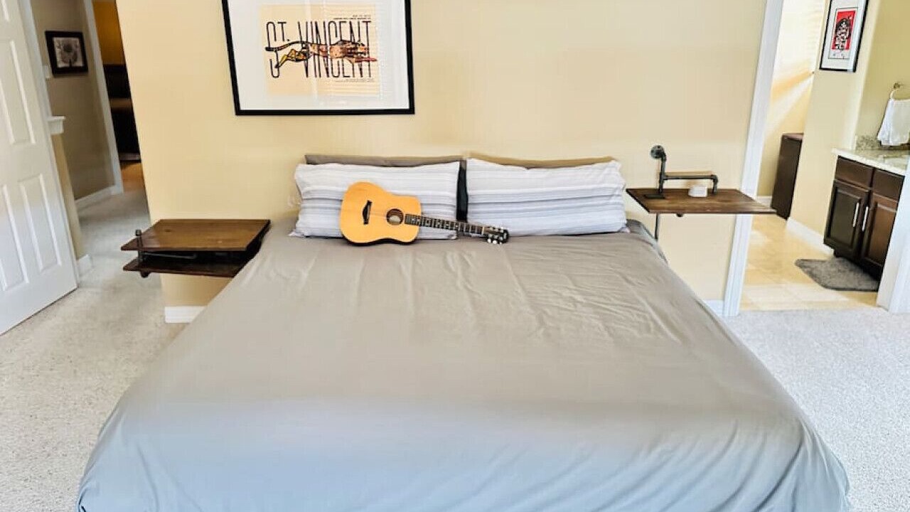 Photo of Bedroom in West Campus