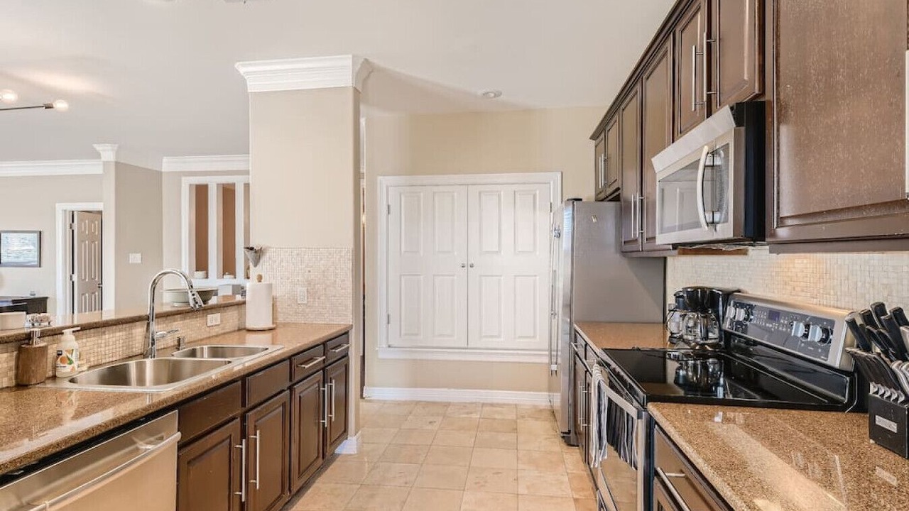 Photo of Kitchen in West Campus