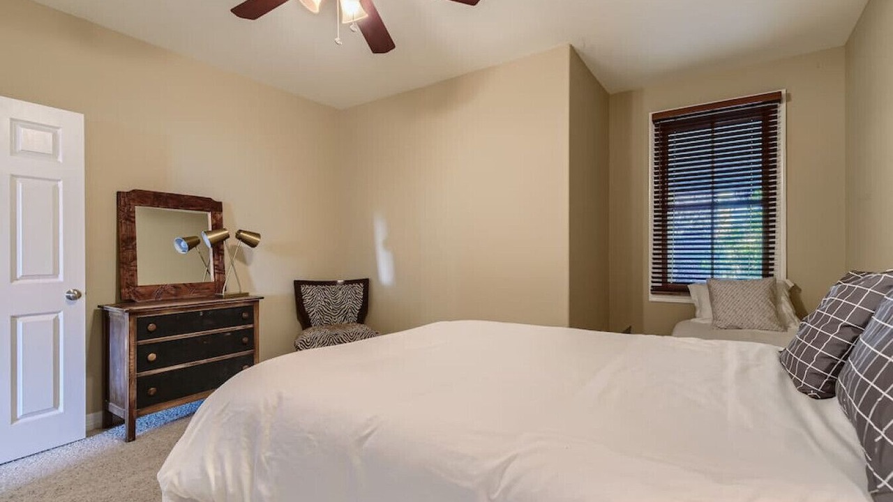 Photo of Bedroom in West Campus