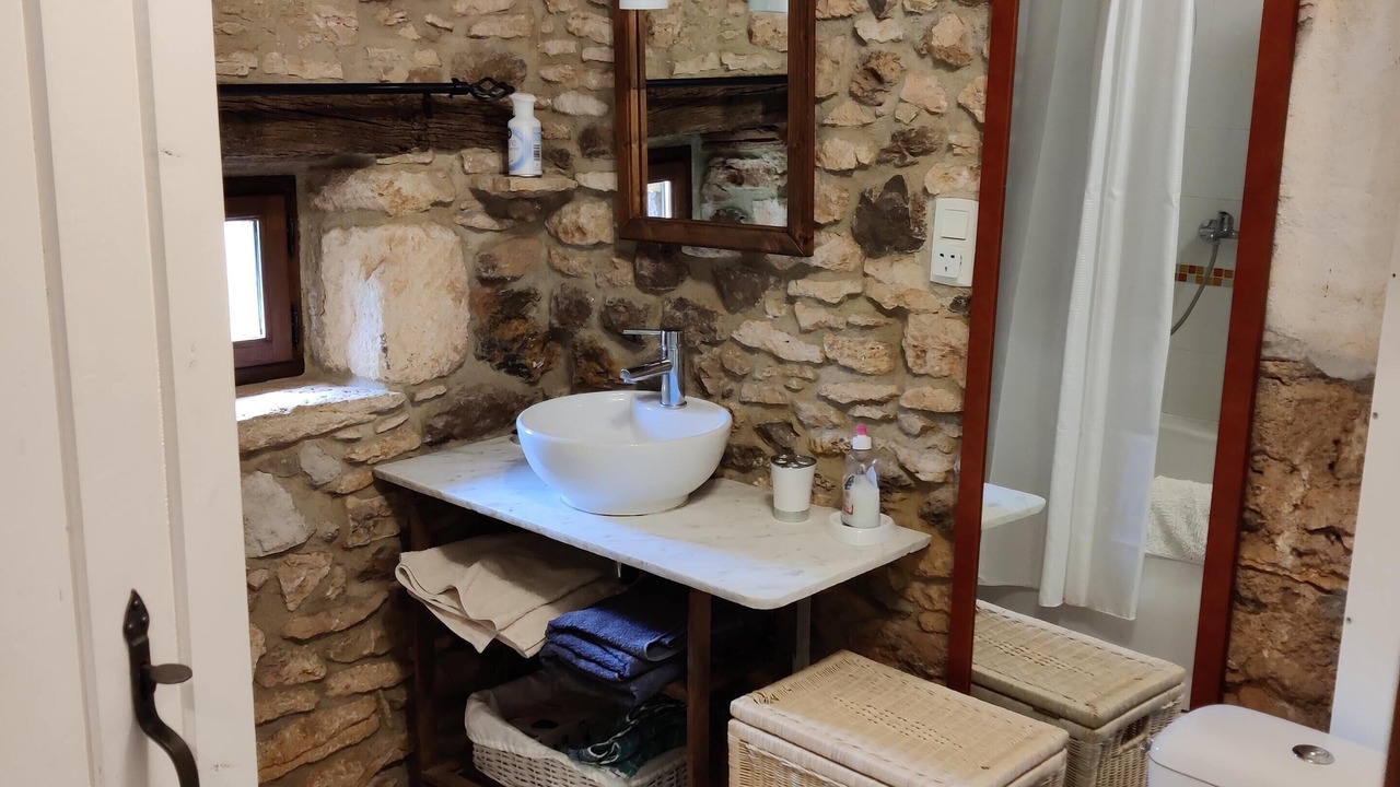 Photo of Bathroom in Frayssinet-le-Gelat