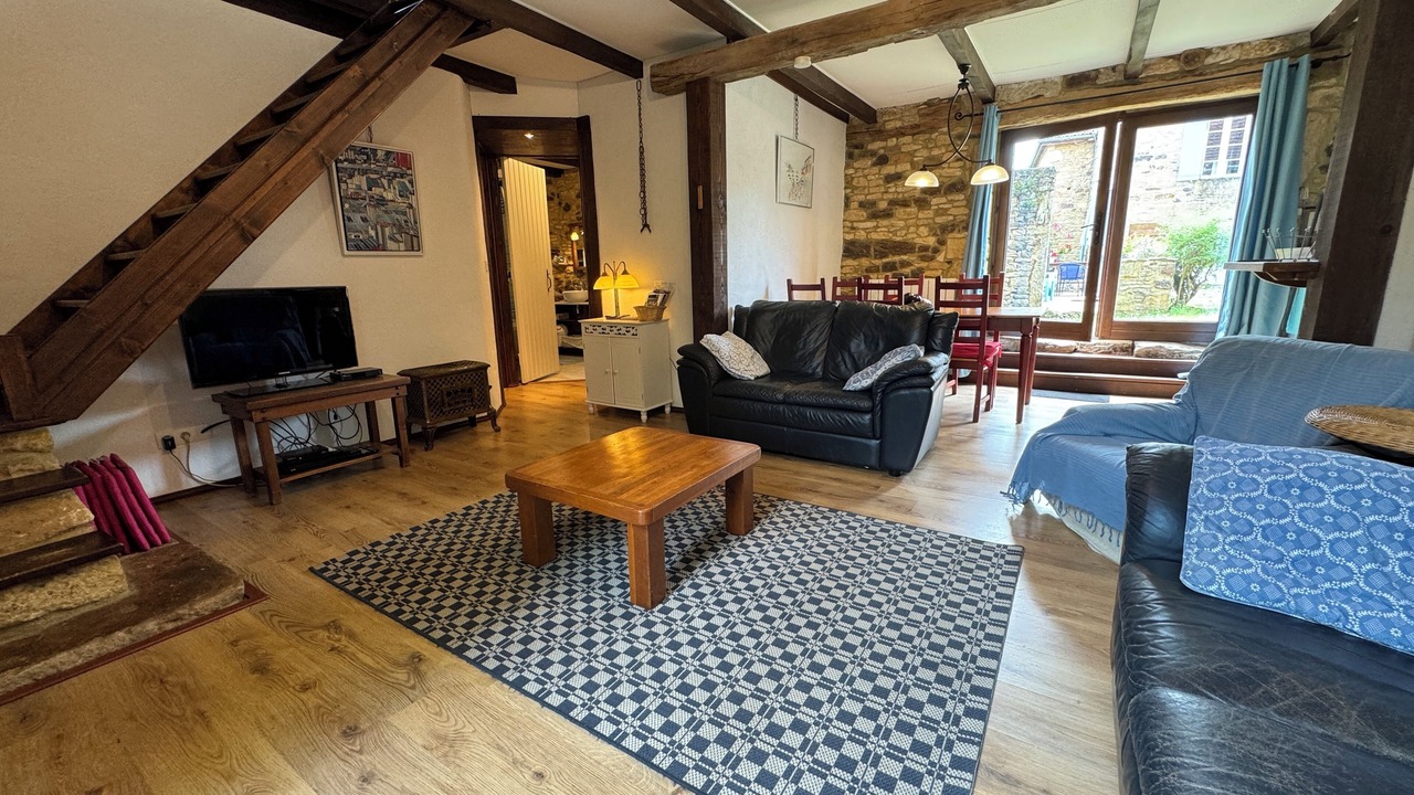 Photo of Livingroom in Frayssinet-le-Gelat
