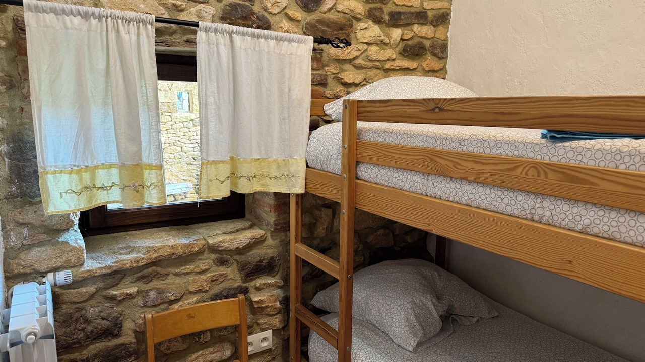 Photo of Bedroom in Frayssinet-le-Gelat