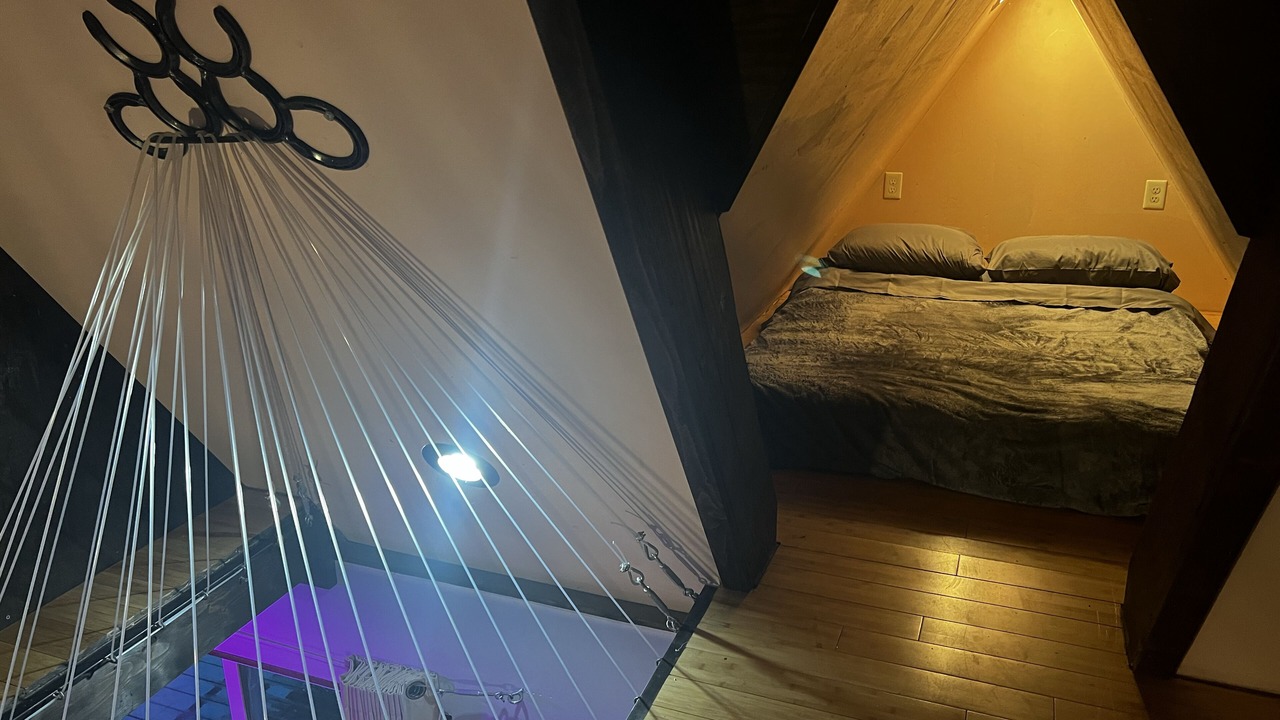 Photo of Bedroom in Boyd Tavern