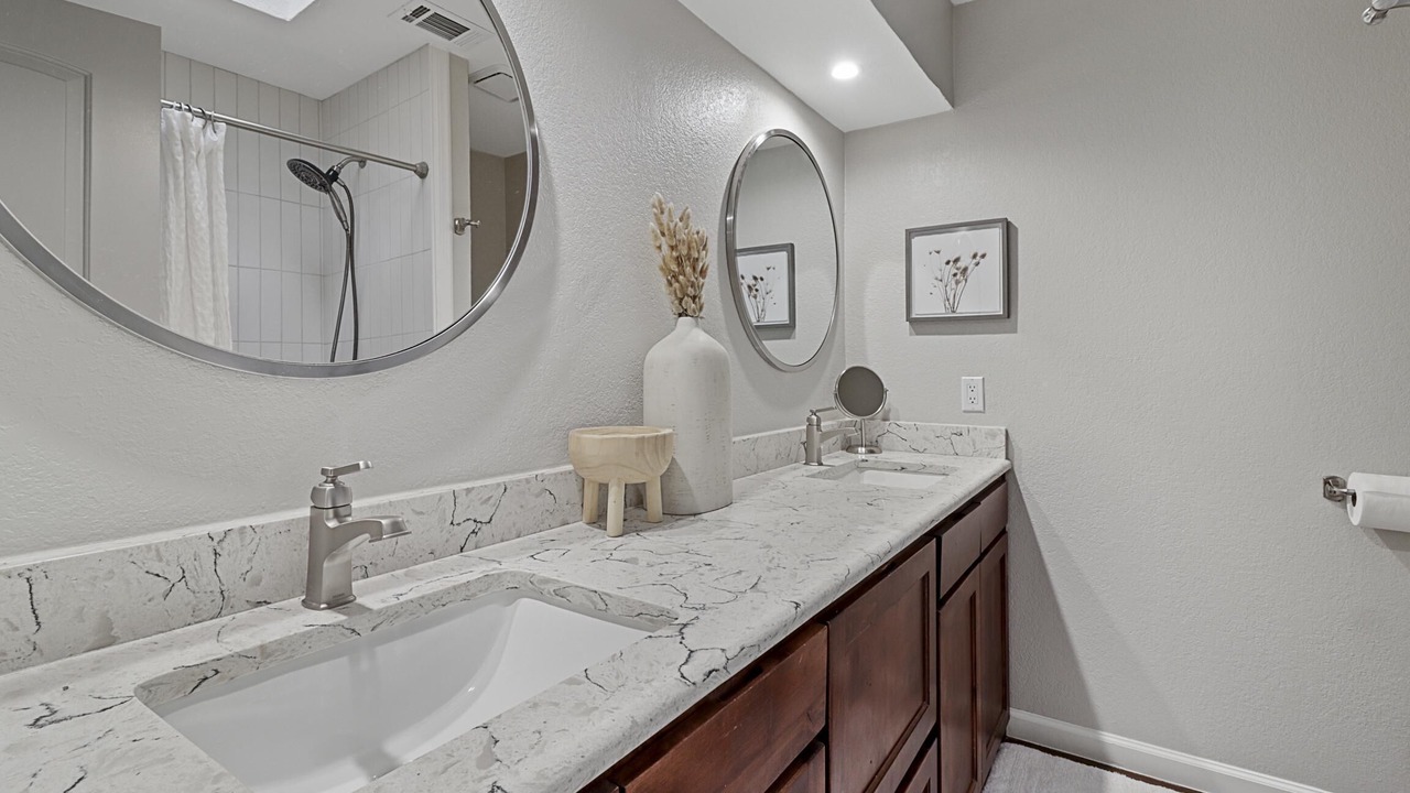 Photo of Bathroom in Euless