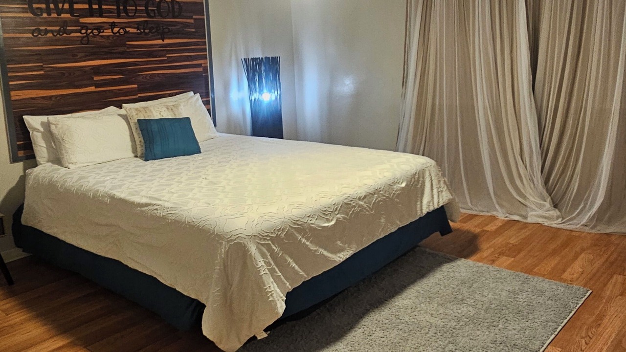 Photo of Bedroom in Shreveport