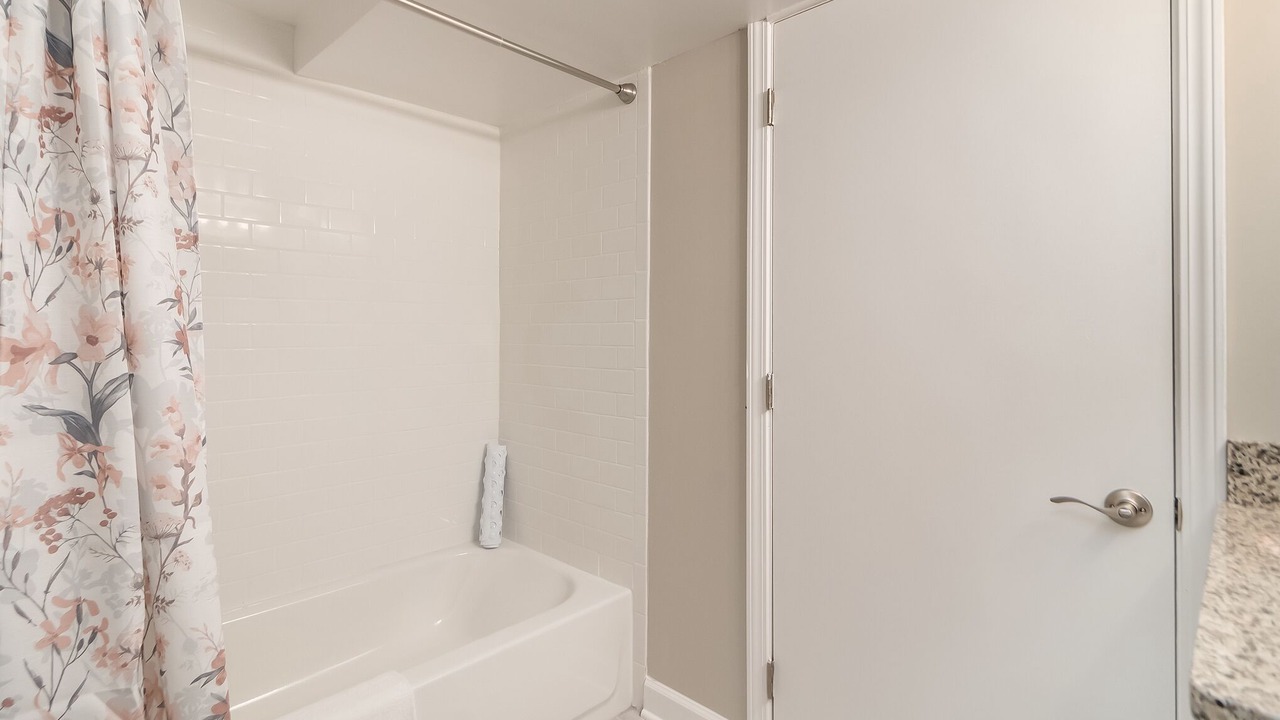 Photo of Bathroom in Elgin