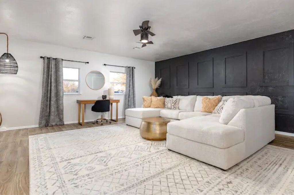 Photo of Livingroom in Moore