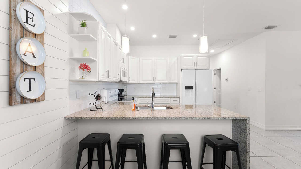 Photo of Kitchen in Bearss Plaza