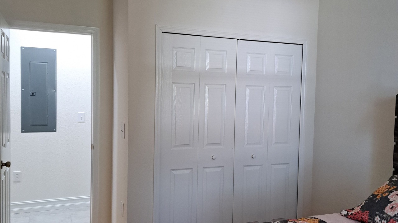 Photo of Bedroom in Bearss Plaza