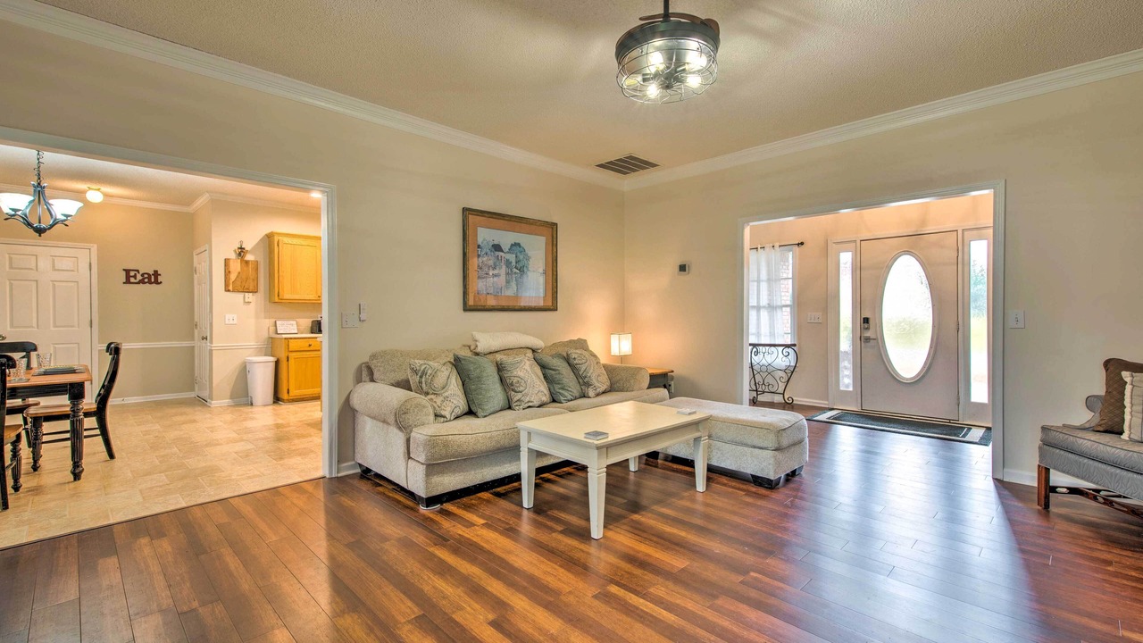 Photo of Bedroom in Euharlee