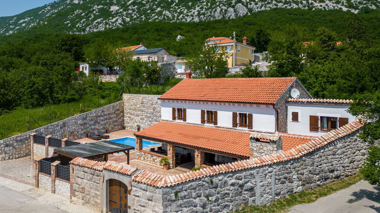 Photo of Outdoor in Drivenik