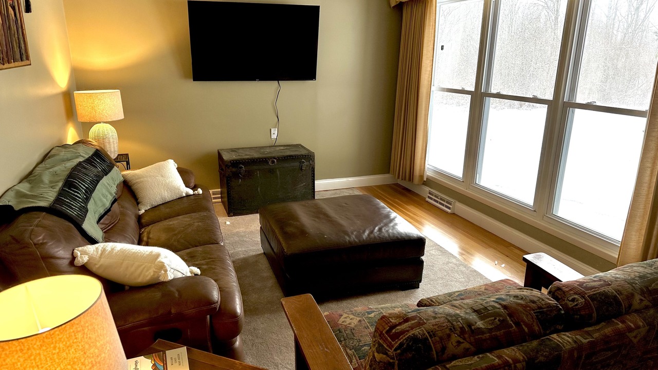 Photo of Livingroom in Mottville