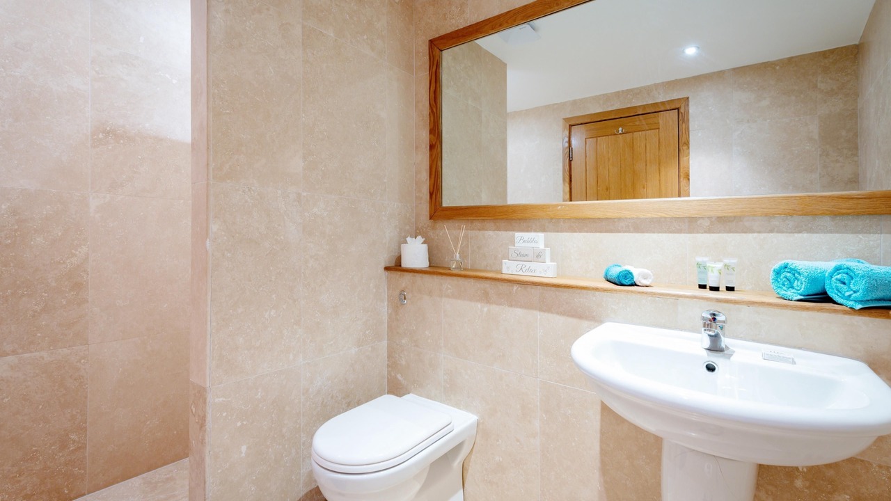 Photo of Bathroom in Lusty Glaze