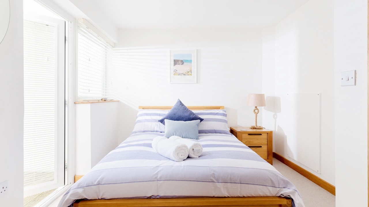 Photo of Bedroom in Lusty Glaze