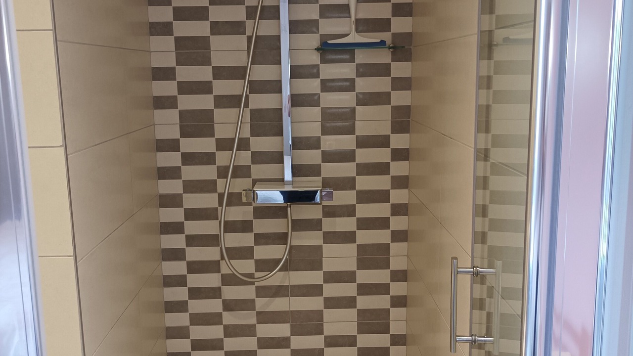 Photo of Bathroom in Saint-Martin-de-Fressengeas