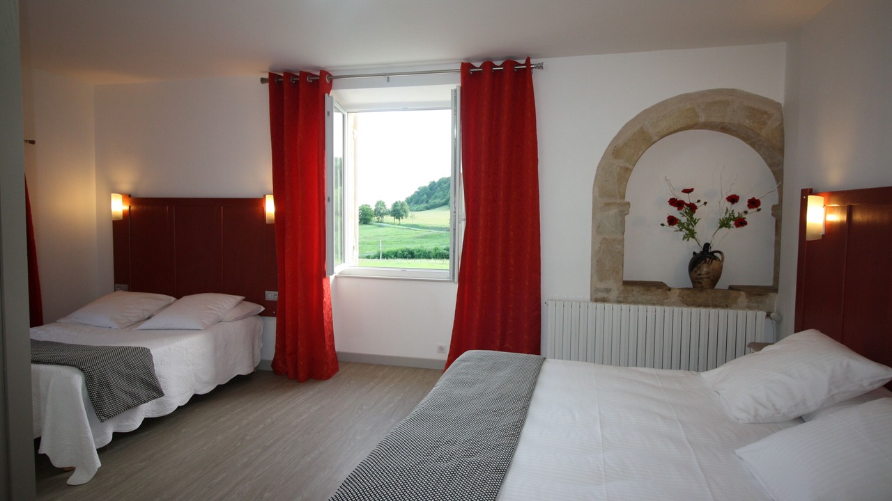 Photo of Bedroom in Saint-Martin-de-Fressengeas