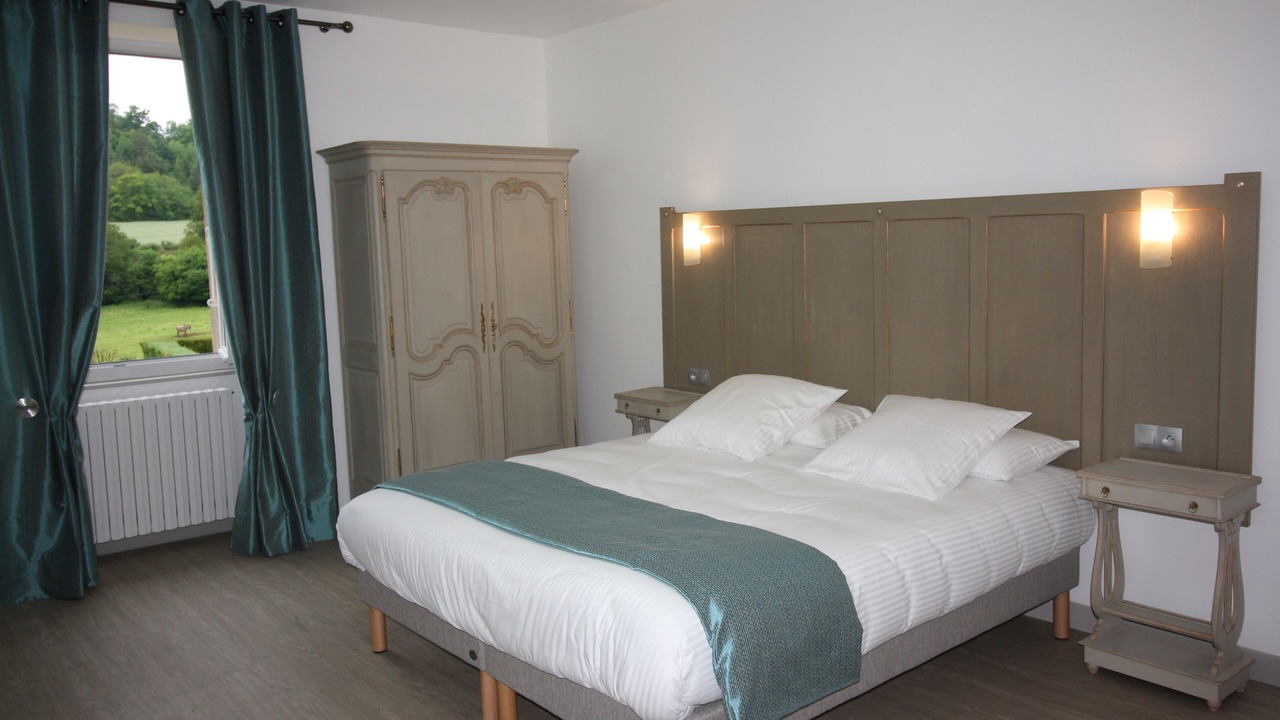 Photo of Bedroom in Saint-Martin-de-Fressengeas