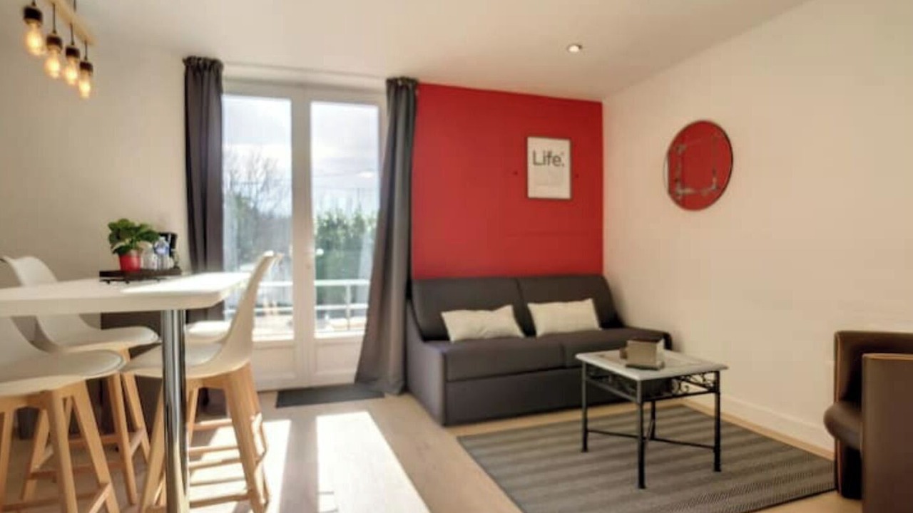 Photo of Livingroom in St-Meme-le-Tenu