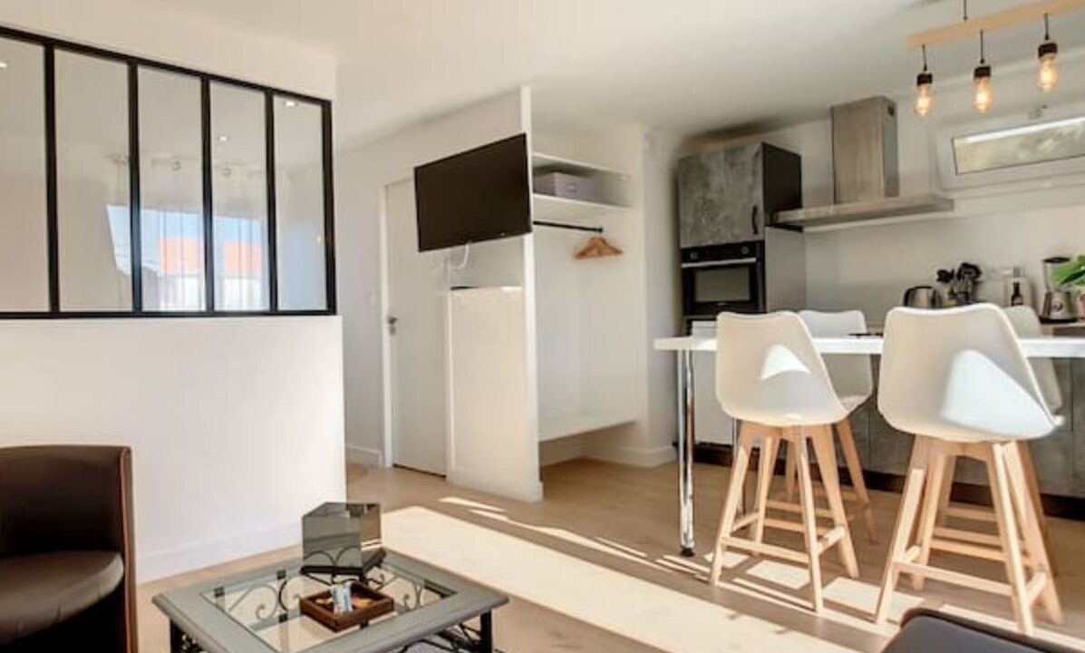 Photo of Livingroom in St-Meme-le-Tenu