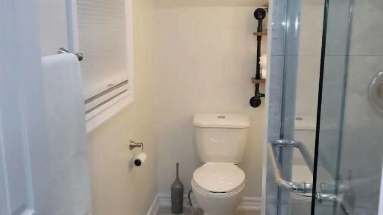Photo of Bathroom in Frankford