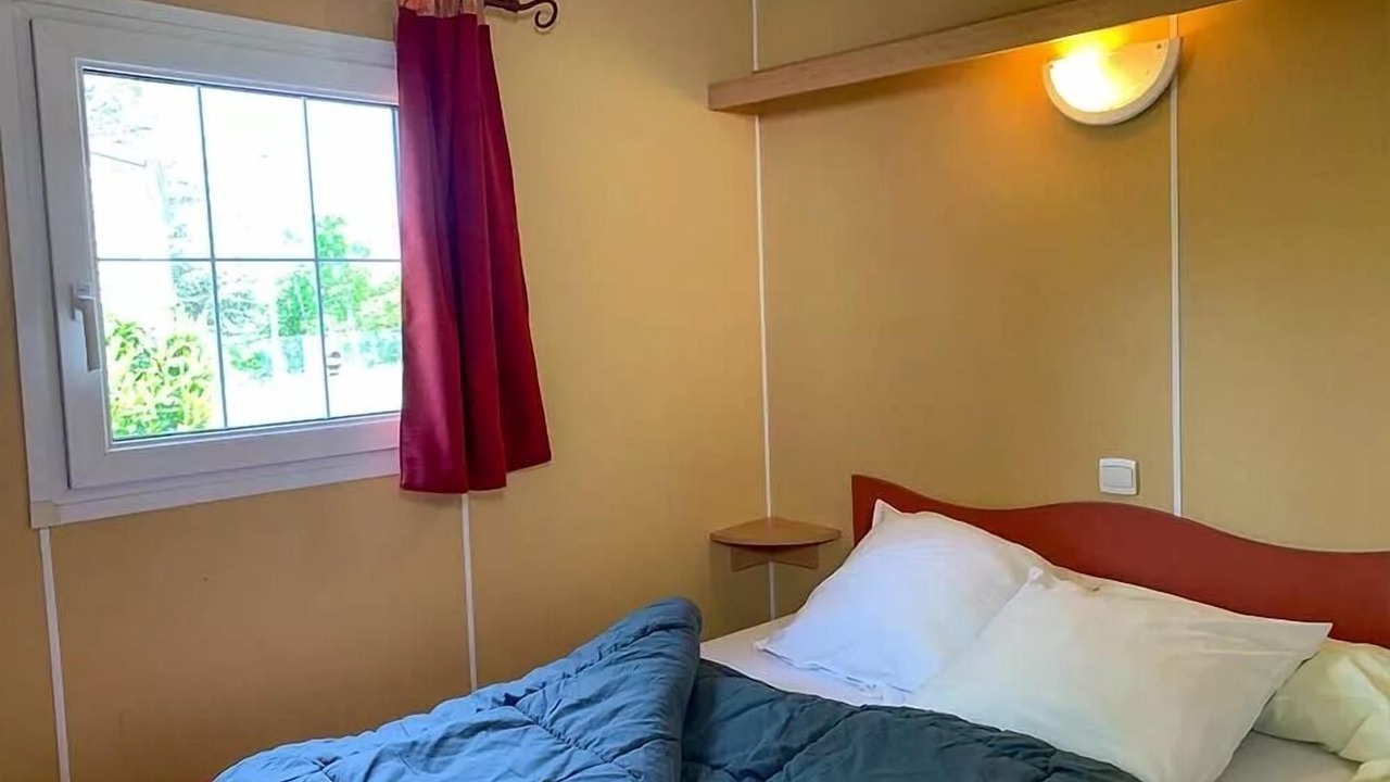 Photo of Bedroom in Pourcharesses