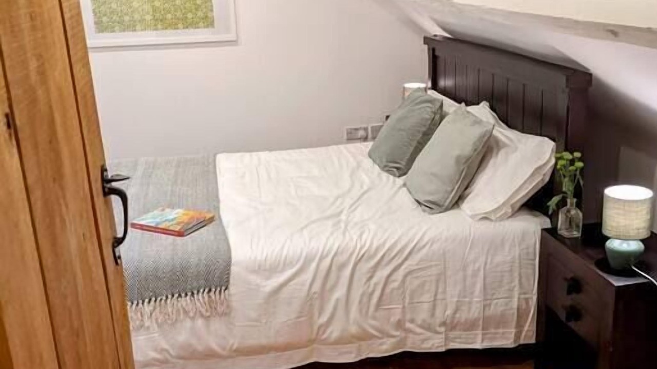 Photo of Others in Bilting