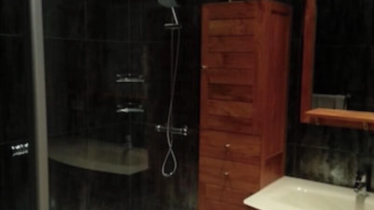 Photo of Bathroom in Chateauneuf-du-Pape