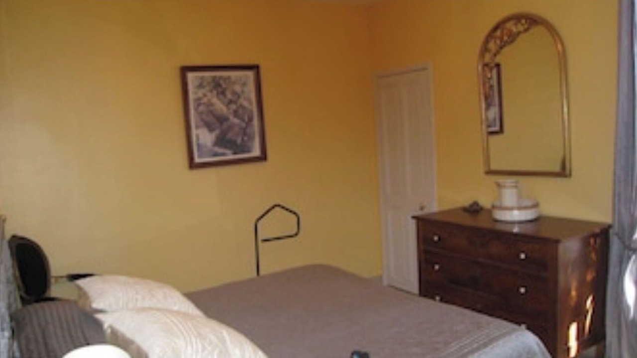 Photo of Bedroom in Chateauneuf-du-Pape