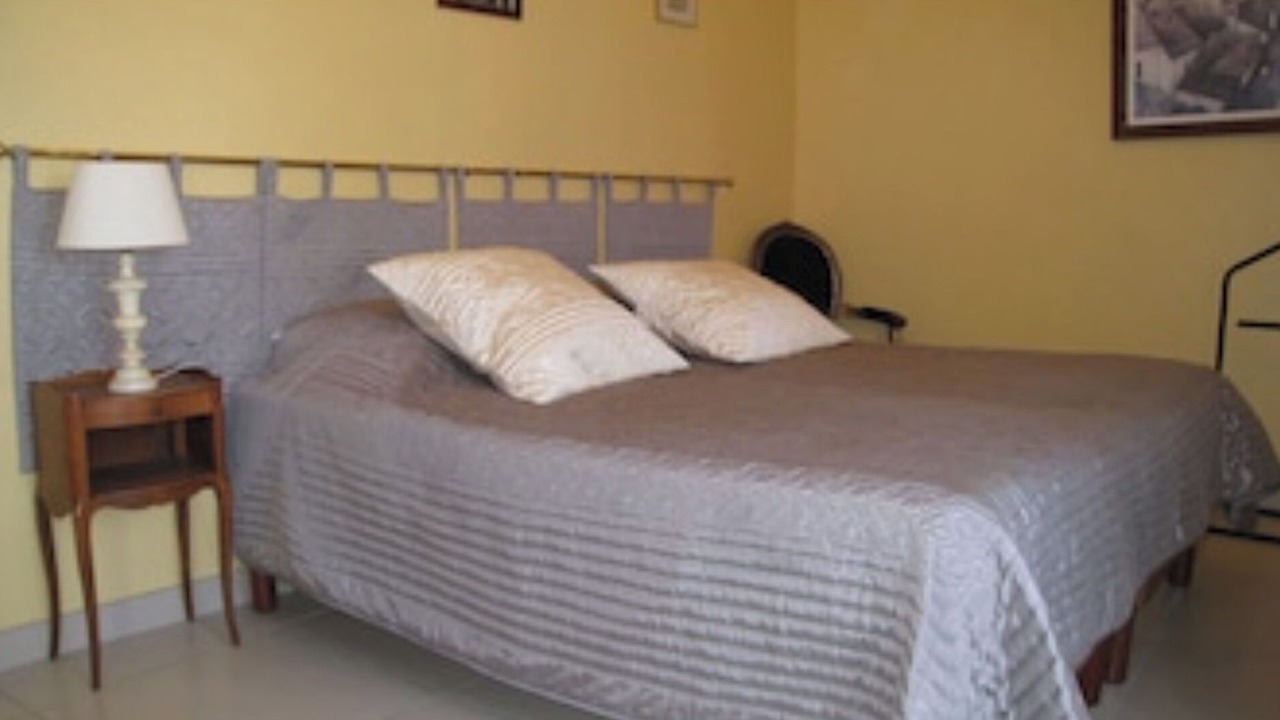 Photo of Bedroom in Chateauneuf-du-Pape