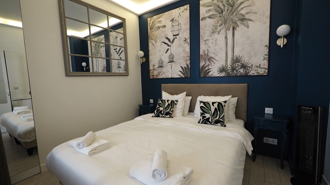 Photo of Bedroom in 6th Arrondissement