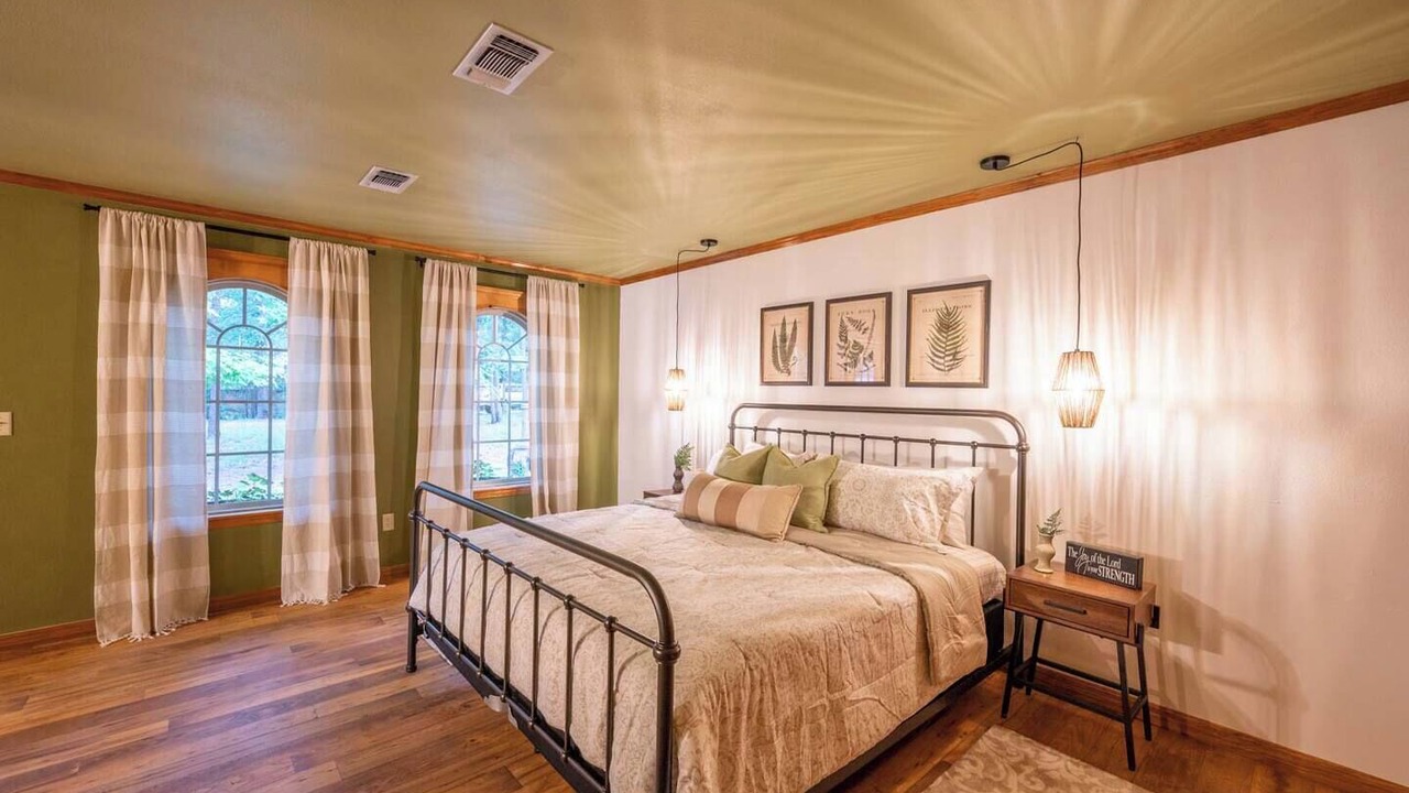 Photo of Bedroom in Broken Bow