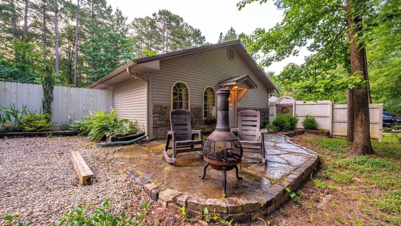Photo of Patio Balcony in Broken Bow