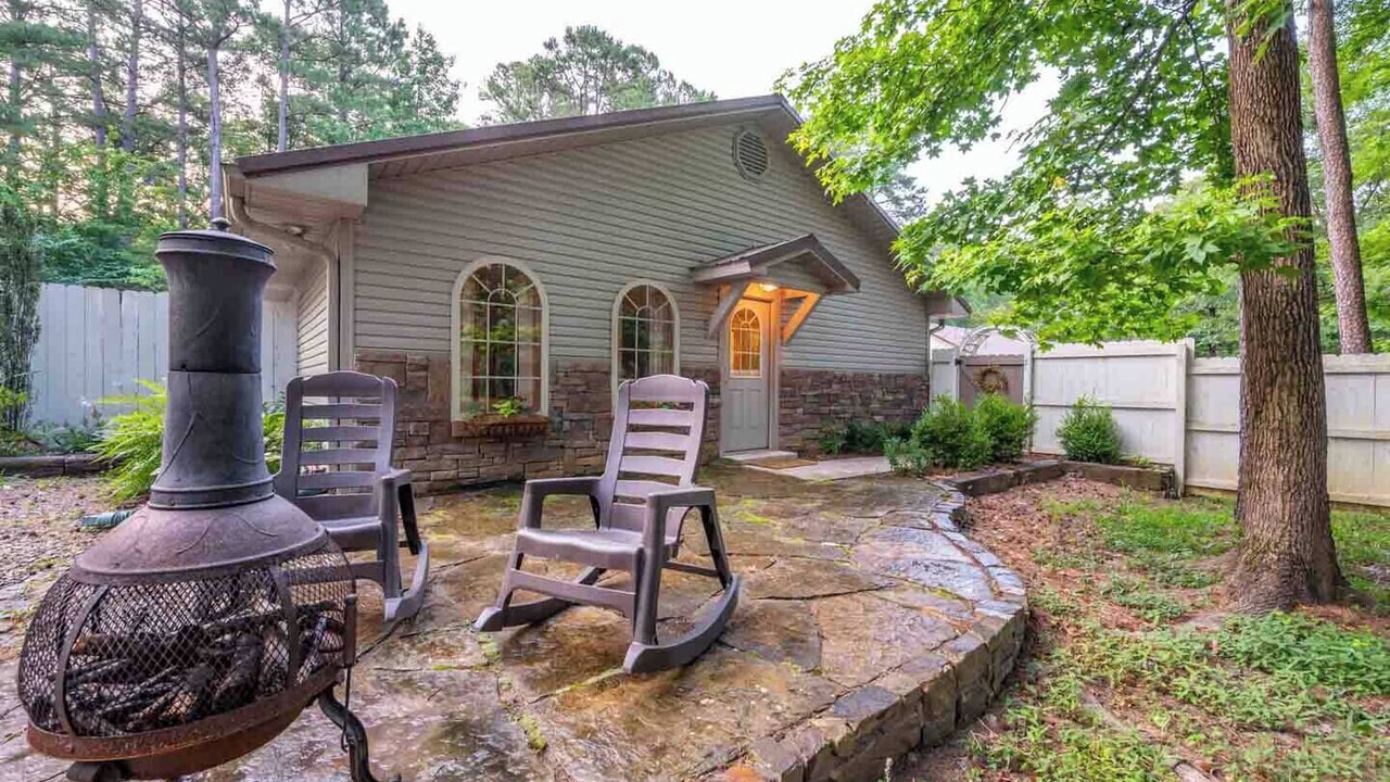 Photo of Patio Balcony in Broken Bow
