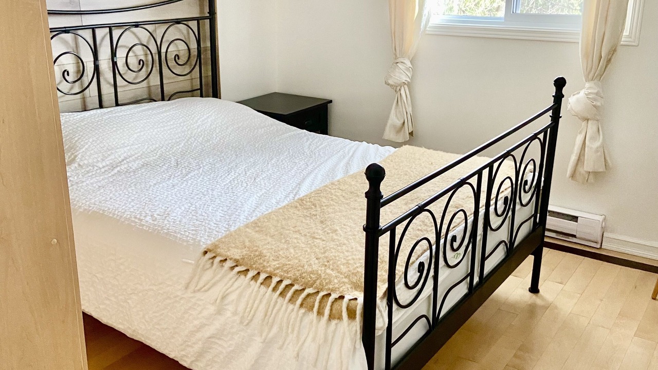 Photo of Bedroom in Lac Sainte-Marie