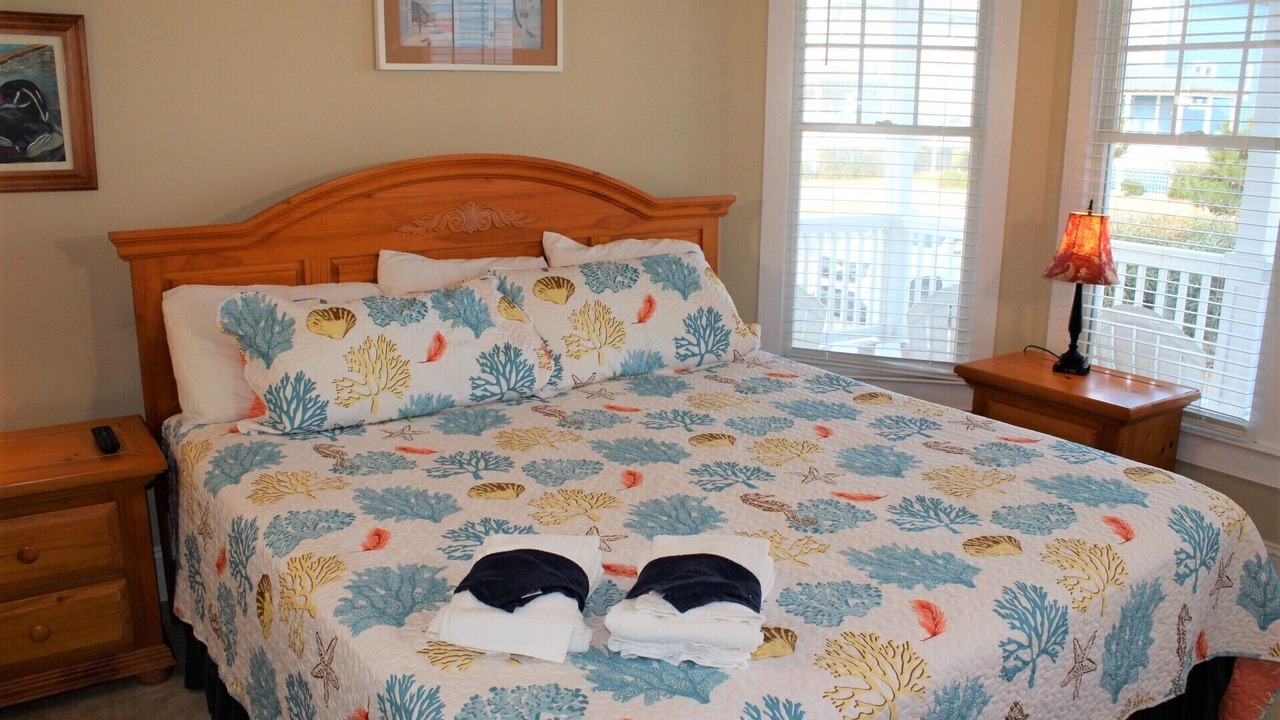 Photo of Bedroom in Manteo