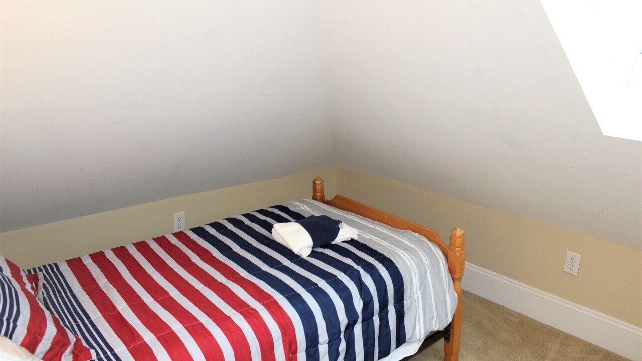 Photo of Bedroom in Manteo