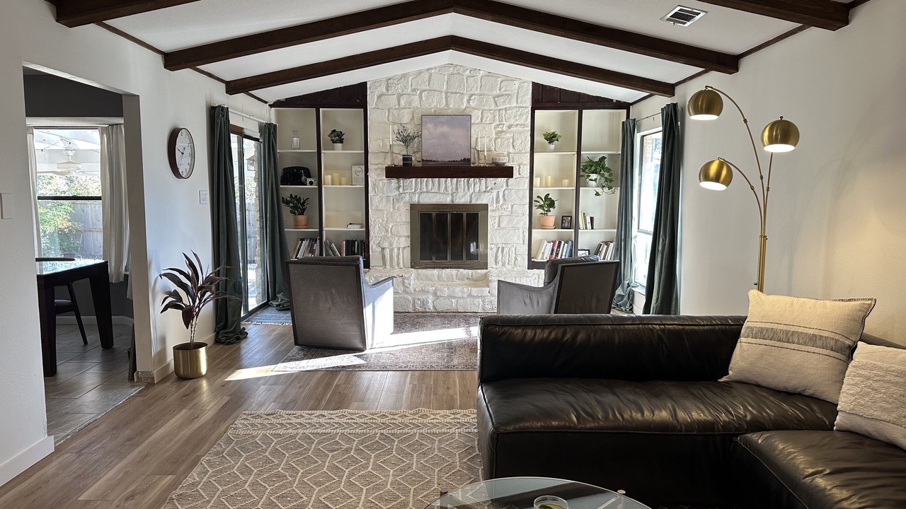 Photo of Livingroom in Round Rock West