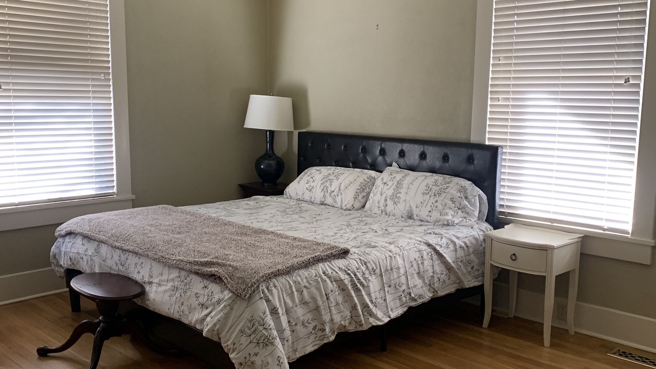 Photo of Bedroom in Russellville