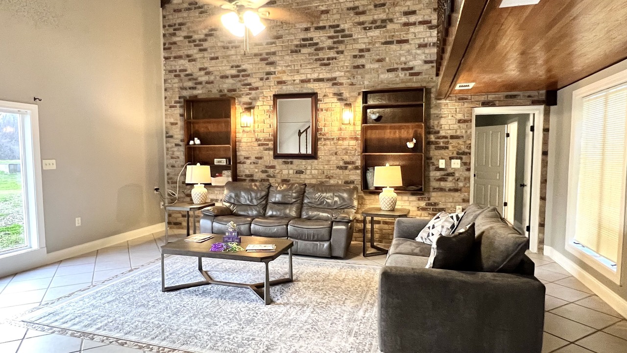 Photo of Livingroom in Opelousas