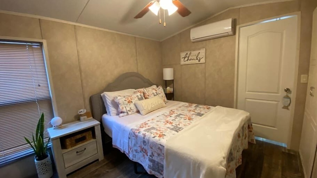Photo of Bedroom in Austell